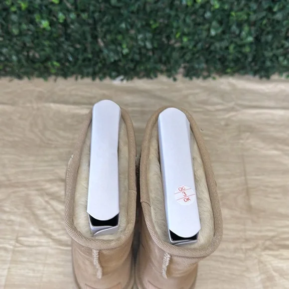 UGG Classic Short II - W5 - Picture 6 of 8